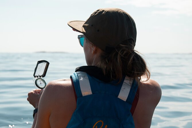 Guided 3-Day Kayak and Wildcamp Tour in Stockholm Archipelago - Paddling east from Stavsnäs