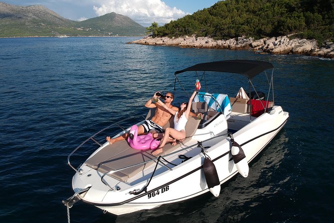 Half-Day Elafiti Islands Private Speed Boat Tour by Quicksilver 675 - What the $399.25 group price really means