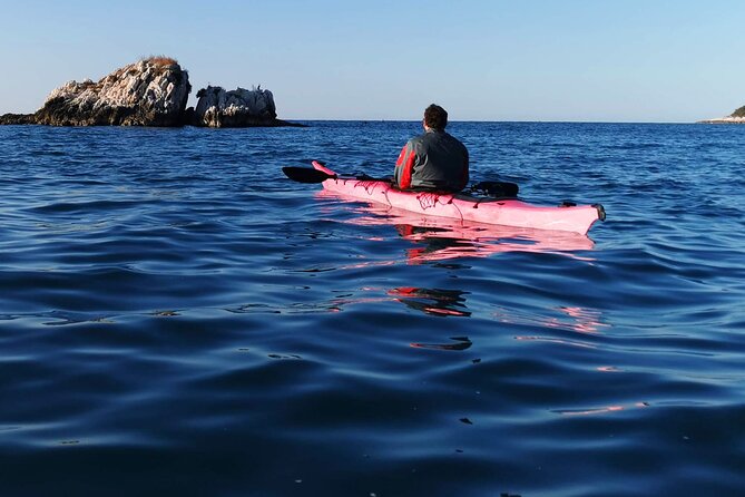 Half-Day Kayak Tour in Vrsar Archipelago - The 9:00 a.m. meeting and local transfer