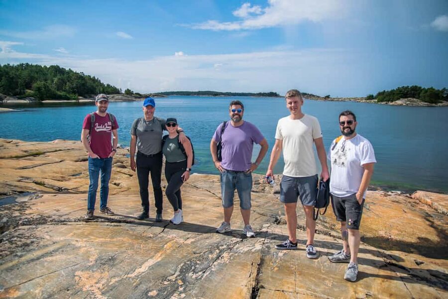 Helsinki: Archipelago Exploration at Porkkalanniemi - Weather, clothing, and the trail underfoot
