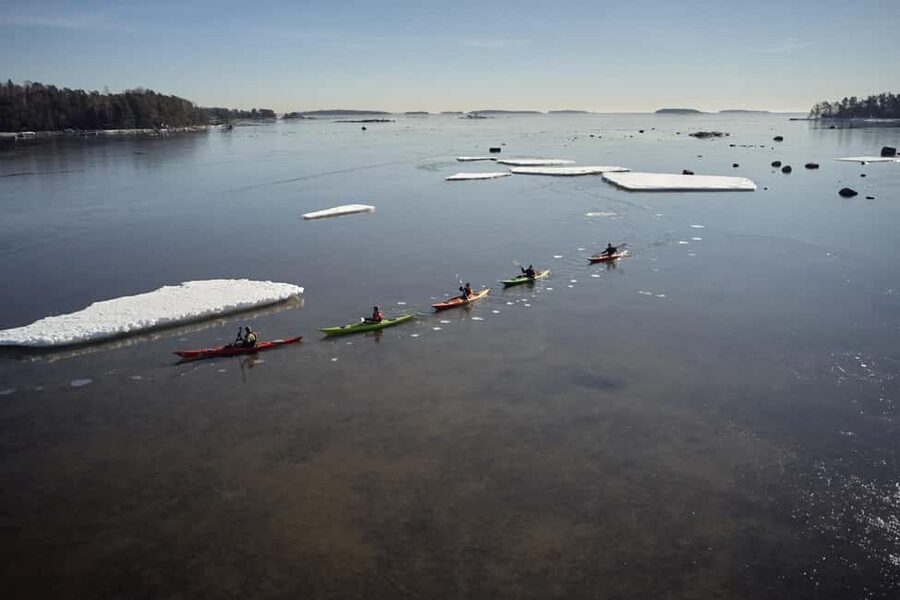 Helsinki: Winter Kayaking in Eastern Helsinki Archipelago - Why winter kayaking works so well in Helsinki
