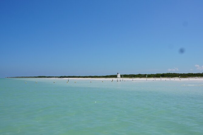 Holbox 3 Island Group Tour - A note about Yalahau and the cenote