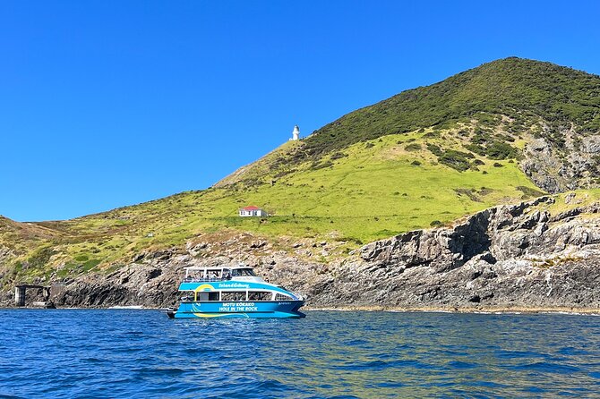 Hole in the Rock Cruise & Island Tour - with two island stopovers - Why this 4.5-hour cruise works so well