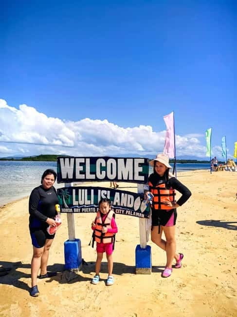 Honda Bay Island Hopping Tour – A Perfect Day in Paradise - Practical costs and what to bring