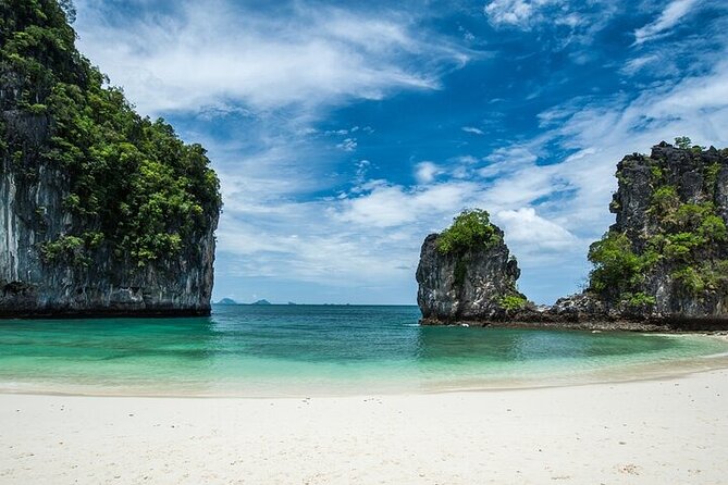 Hong and 4 Islands Private Longtail Boat Tour - The lunch break keeps the day practical