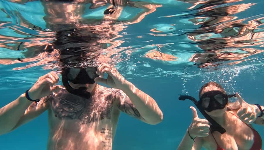 Hurghada: 3-Island Speedboat, Dolphin Watching & Snorkeling - The Balena shipwreck: the second snorkeling stop