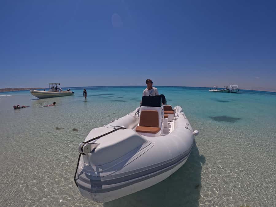 Hurghada: 4 Island Hopping Tour Dolphin, Snorkeling & Lunch - Abu Monqar, a sandbank with a simpler feel
