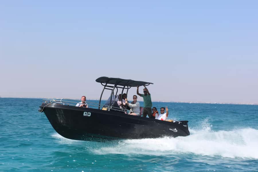 Hurghada: 6 Islands Tour with Dolphin Watching & Snorkelling - What the $51 price really covers