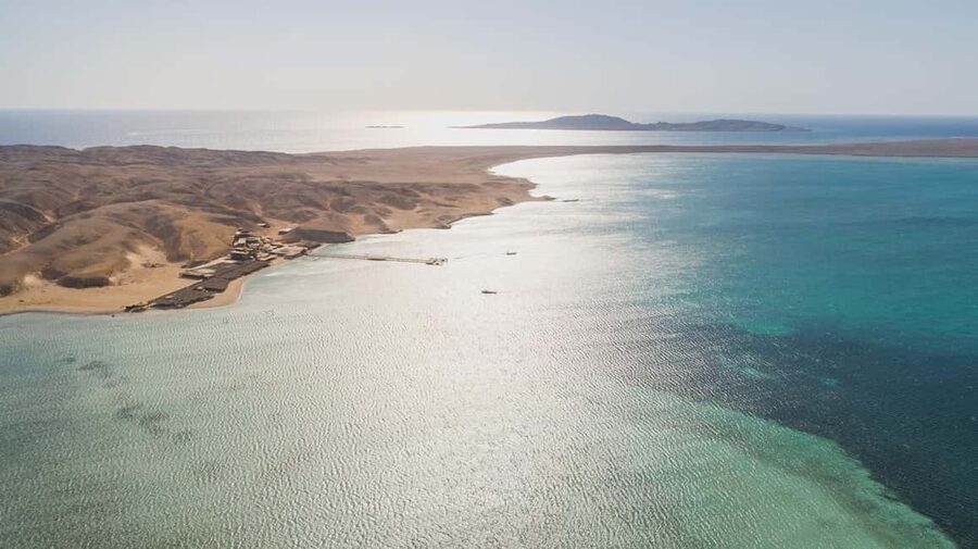 Hurghada: Yacht Trip 2 islands, Diving & Snorkeling W Lunch - The second reef stop gives the day better balance