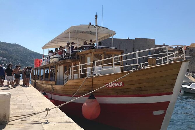 Island Hopping & City Walls Cruise with Food and Open Bar - Koločep: a quiet first island stop