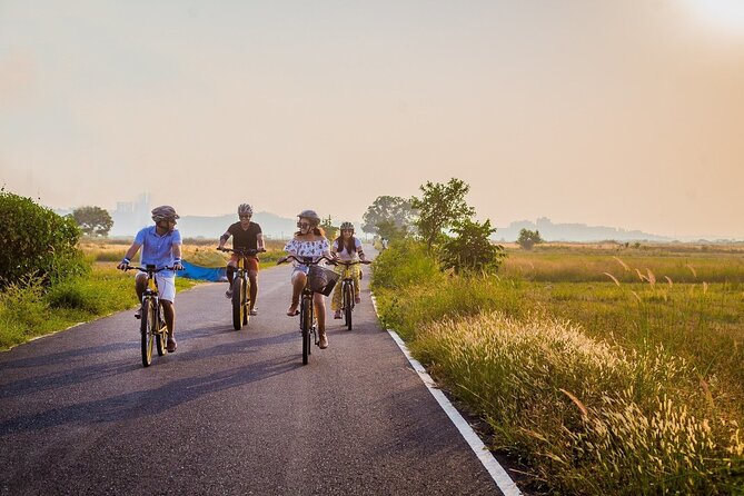 Island Hopping: Day E-Bike Exploration - Saptakoteshwar Temple and a thousand years of Goa