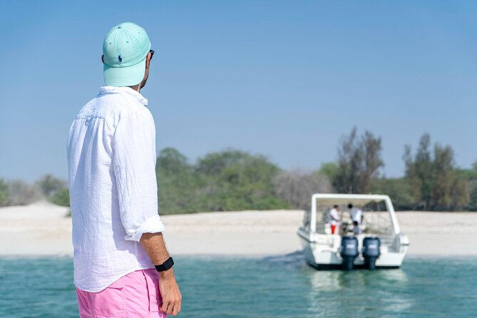 Island Hopping Sharing-4 hours trip - Group size and guide service