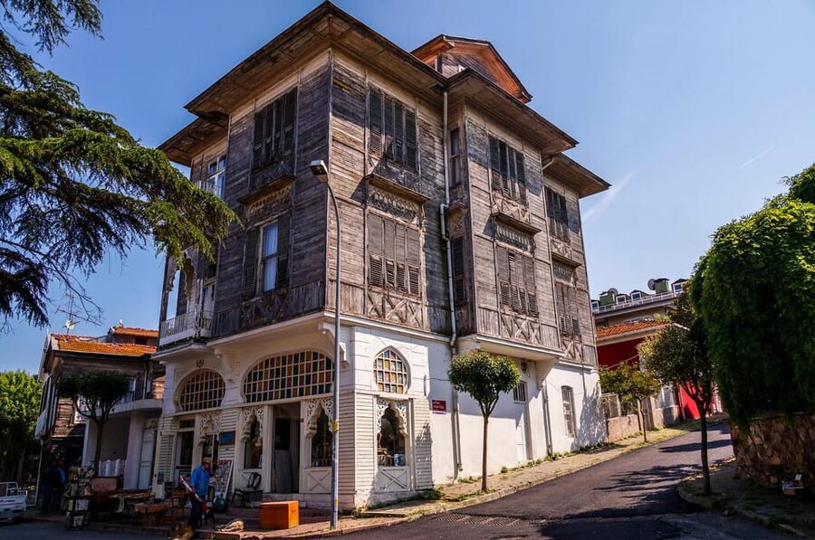 Istanbul Princes island Tour visiting 2 island - Key points to know before booking