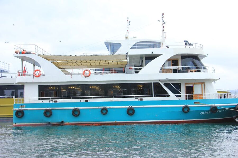 Istanbul: Princes' Islands Cruise w/Music, Lunch & Transfer - How much island time will you really get?