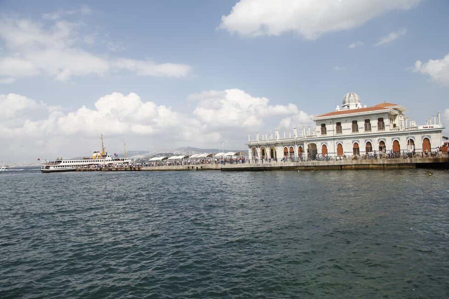 Istanbul Princes Islands Tour by Private Boat Pickup & Lunch - Key points at a glance