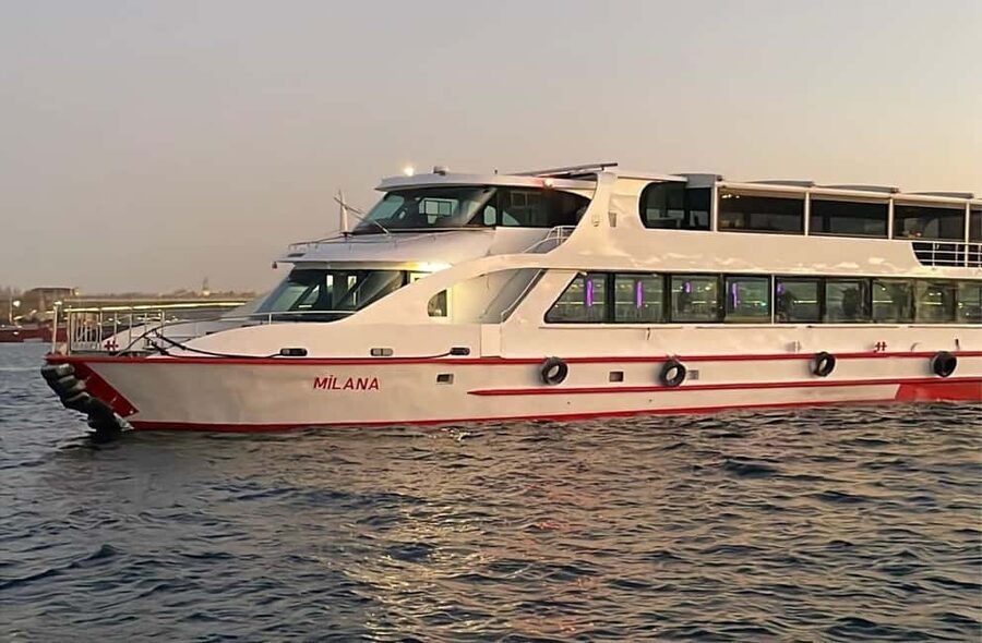 Istanbul Princes Islands Tour by Private Boat Pickup & Lunch - The 75-minute cruise out of Istanbul