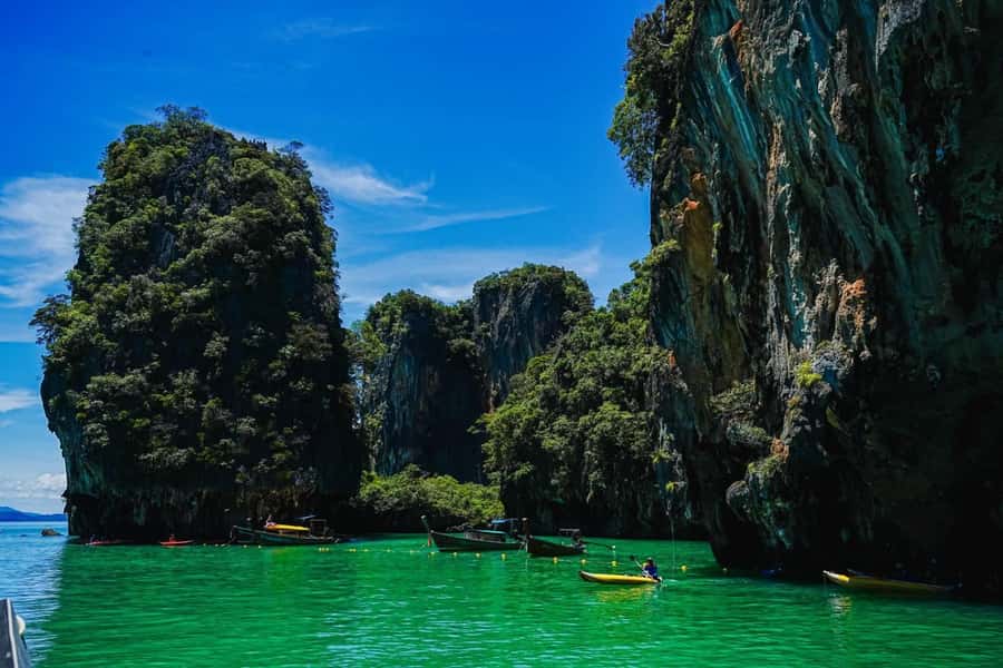 Jame bonds canoe 7 point 6 Island Premium trip - Panak Island and the mangrove cave