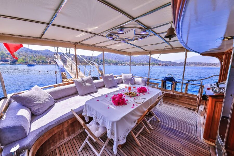 Kas: Limanagzi Beach & Island-Hopping Boat Tour with Lunch - A full day on Kas’s clear southern coast