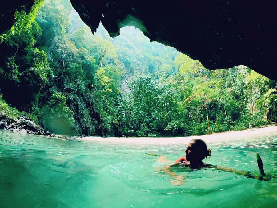 Ko Lanta: 4 Islands Tour By Private Longtail Boat with Lunch - Who should book this trip