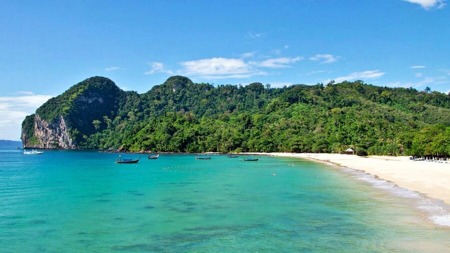 Ko Lanta: Emerald Cave and 4 Islands Tour by Longtail Boat - Koh Mook and the Emerald Cave