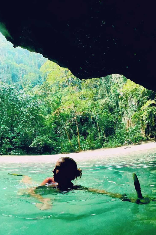 Ko Lanta: Emerald Cave and 4 Islands Tour by Longtail Boat - The morning start from Ko Lanta