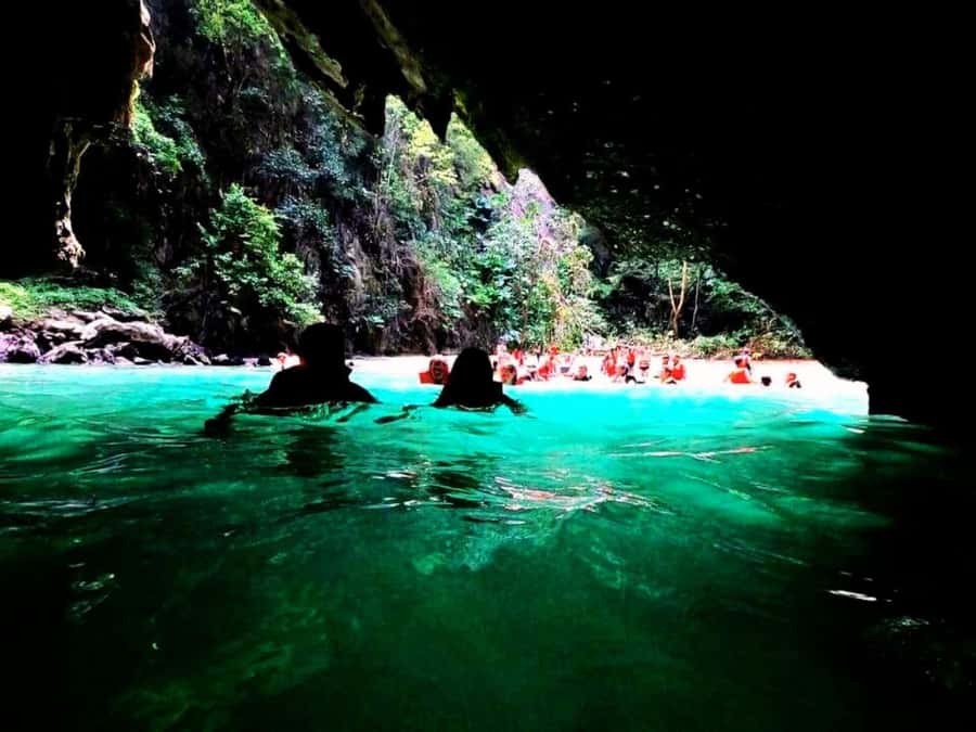 Ko Lanta: Private 4 Islands Tour by Longtail Boat - From Koh Lanta Yai to the Old Town pier