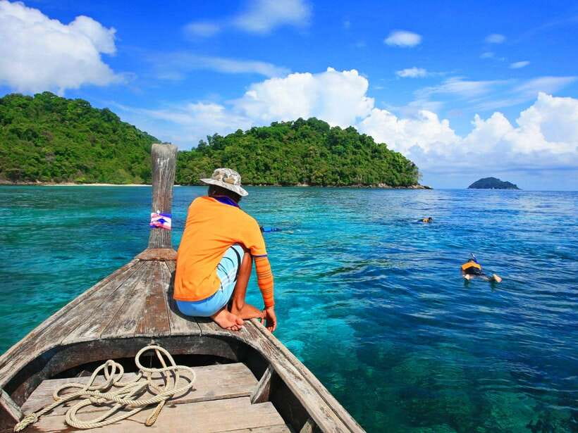 Ko Lanta: Unique 4-Island Long-Tail Snorkeling Tour w/ Lunch - Shared or private: which version makes sense?