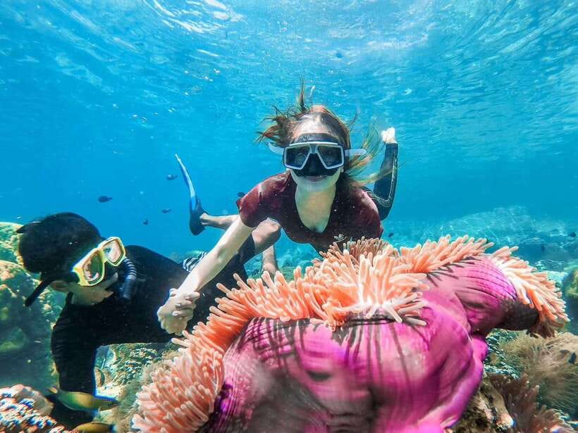 Koh Chang: 3 or 4 Islands Snorkel & Beach Tour by Big Boat - Koh Wai and the shorter route