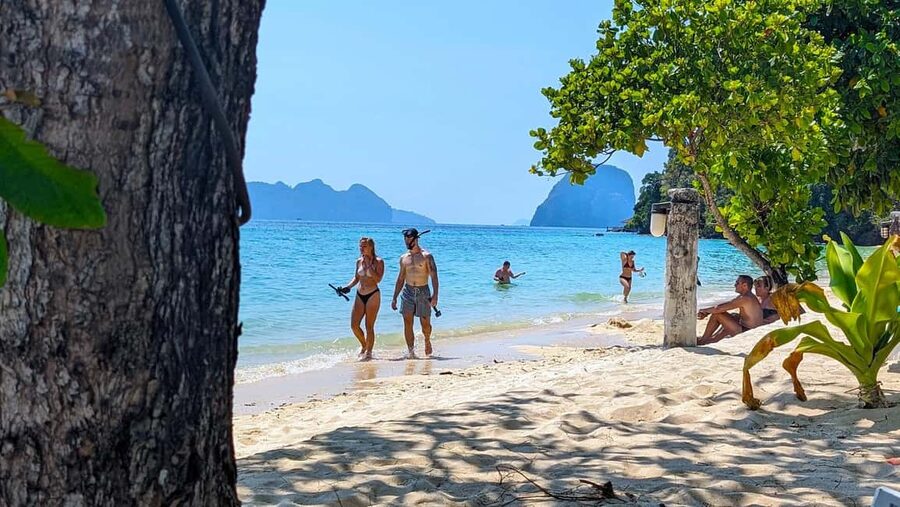 Koh Lanta: 4 Islands, Emerald Cave & Koh Kradan by Speedboat - Why Emerald Cave is the day’s main event