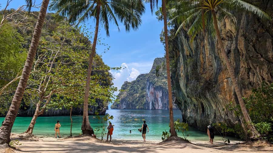 Koh Yao Yai/Noi: Private Longtail Boat Island Hopping Tour - Why this private longtail boat works so well