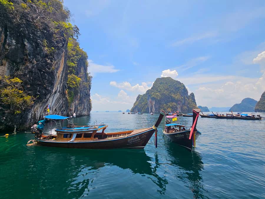 Koh Yao Yai/Noi: Private Longtail Boat Island Hopping Tour - Hong Island beach and time to unwind
