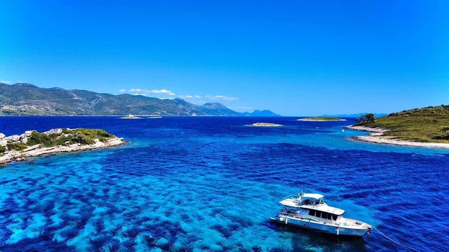 Korčula Archipelago Boat Tour - Paradise Beach and a slower swim stop