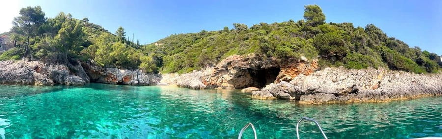 Korčula Archipelago Boat Tour - Making room for a local seafood lunch