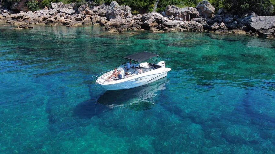 Korčula Archipelago Boat Tour - Drinks, snorkeling gear, and cliff jumping
