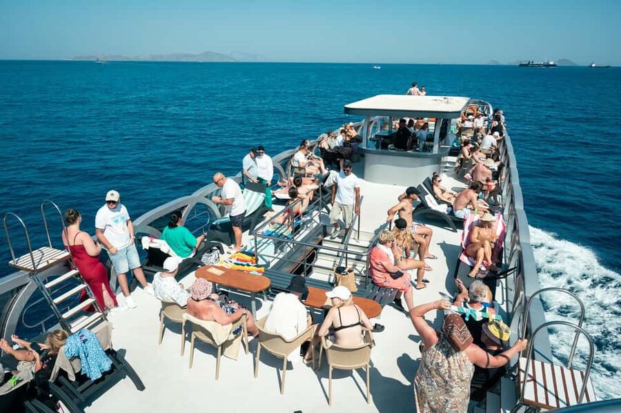 Kos Pearl 3 Island: Lounge in Luxury on the Aegean Waves - Dolphin sightings are a lucky extra