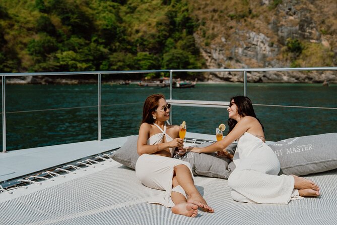 Krabi: 4 Island Luxury Yacht with Snorkelling & Clear Kayaking - Thale Waek and the sandbar at low tide