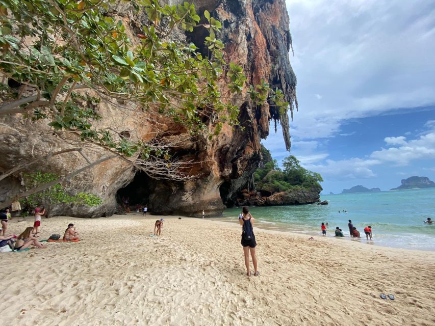 Krabi 4 Island One Day Tour by Speed boat or Longtail boat - Pickup timing and the shared-tour reality
