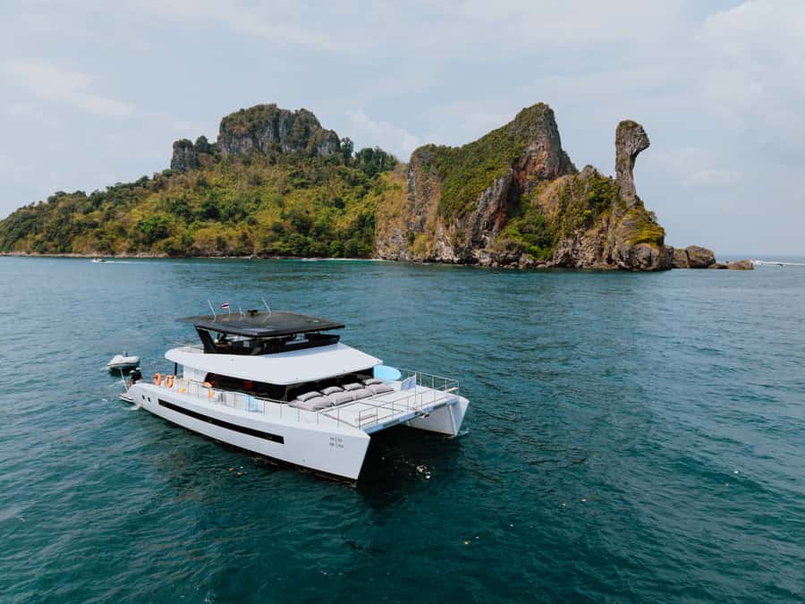 Krabi: 4 Island Premium Yacht with Snorkeling & Clear Kayak - Four useful details before you book
