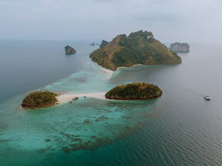 Krabi: 4 Island Premium Yacht with Snorkeling & Clear Kayak - Poda Island for snorkeling and clear kayaking