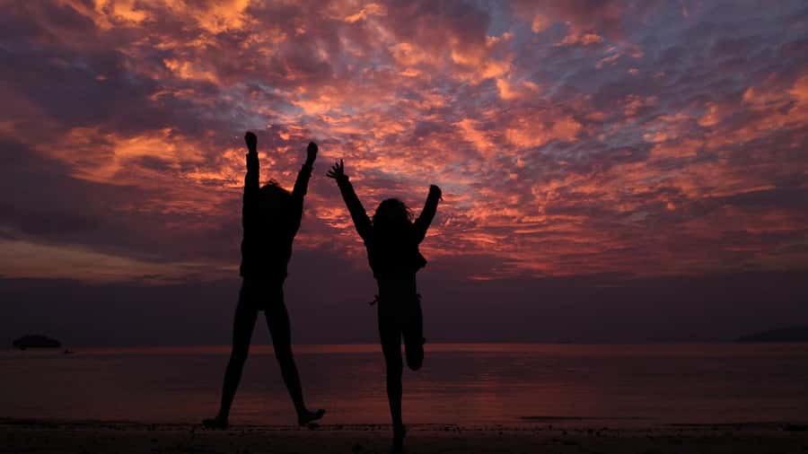 Krabi: 4 Island Sunset Small Group Tour with Night Snorkel - Pickup, food, and practical details