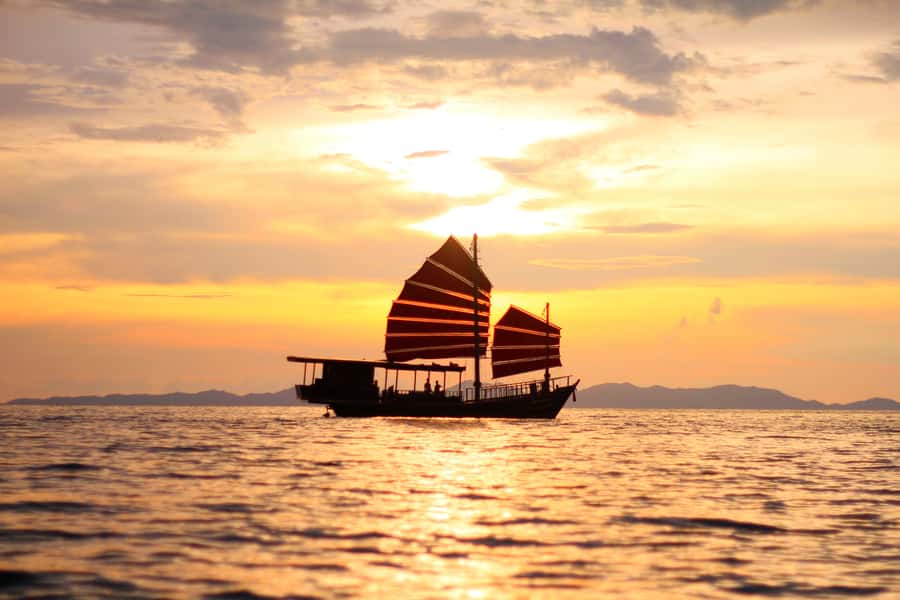 Krabi: 4-Island Sunset Snorkeling Tour & Bioluminescent Swim - Key points at a glance