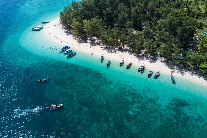 Krabi 4 Island Tour: Private Long-tail Boat Charter - Chicken Island and the snorkeling stop