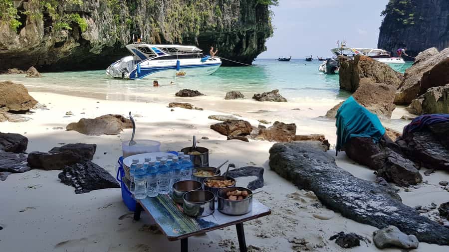 Krabi: 4 Island Tour, Sunset+Plankton, Small Group 12 pax - Tup Island and the changing sand path