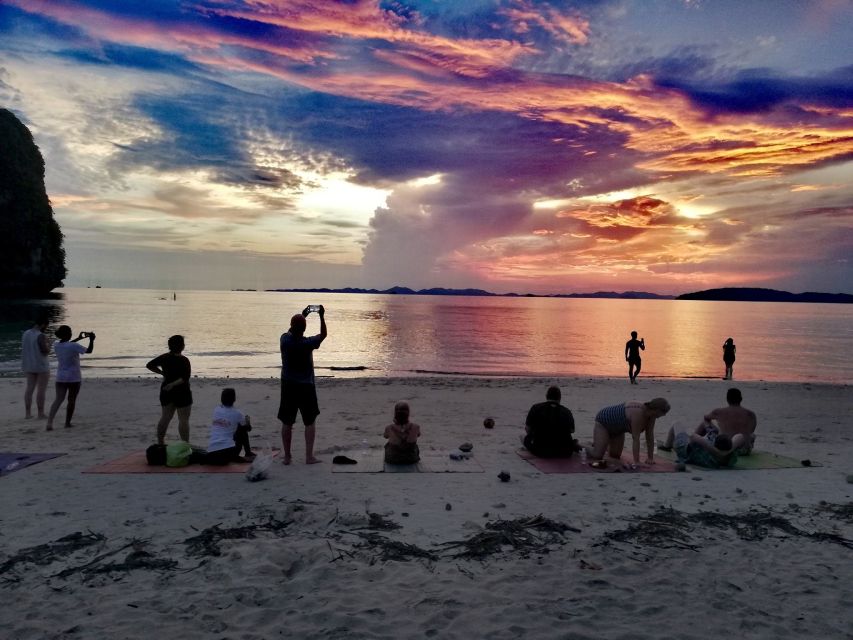 Krabi: 4 Island Tour, Sunset+Plankton, Small Group 12 pax - Snorkeling near Koh Yawasam