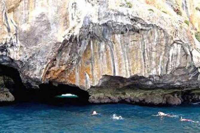 Krabi 4 Islands Day Tour with Snorkeling Include Lunch - Chicken Island’s famous rock profile