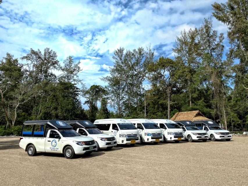 Krabi: 4 Islands Day Trip by Speedboat Including Lunch Box - Chicken Island and the best water time