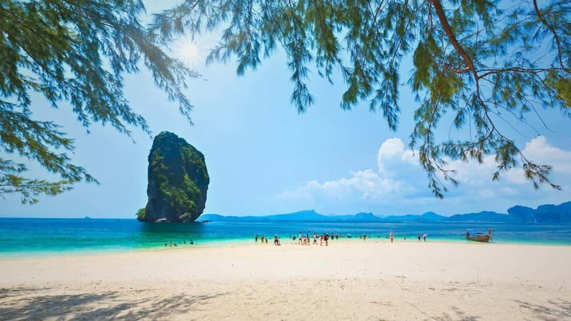 Krabi: 4 Islands Hopping & Snorkeling Tour - Guides, boats, and the pace of the day