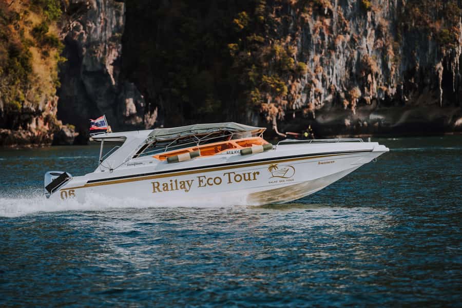 Krabi: 4 Islands Private Luxury Speed Boat Tour - A private boat changes the rhythm of Krabi