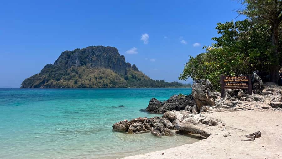 Krabi: 4 Islands Private Trip by Speedboat - Phra Nang Beach and its unusual cave shrine