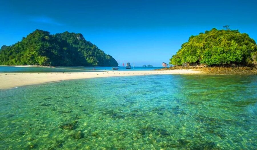 Krabi: 4 Islands Sunset Longtail Boat Tour with BBQ Dinner - Tup and Mor: the sandbank that appears at low tide